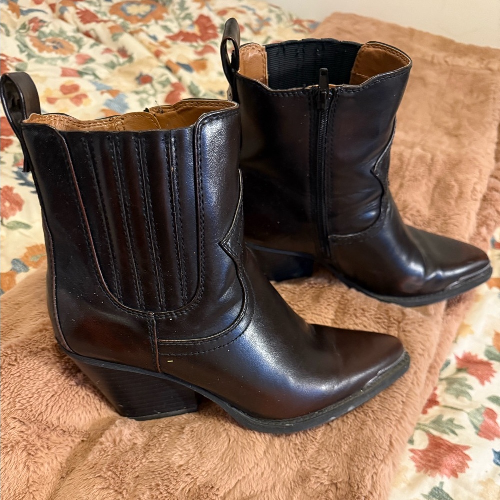 Zodiac Dark Brown Heeled Boots